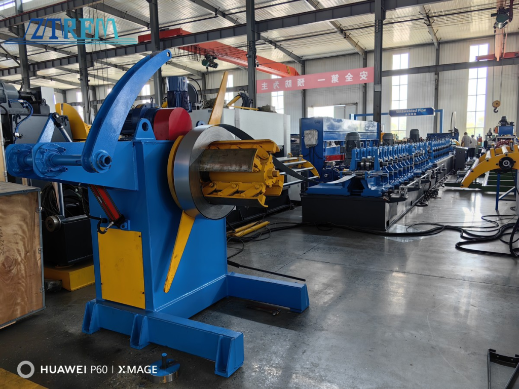 Why choose a Fully Automatic Solar C Strut Roll Forming Machine?