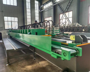 High-speed T grid ceiling keel roll forming machine