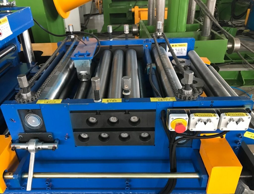 CZ Purlin automatic interchange roll forming machine